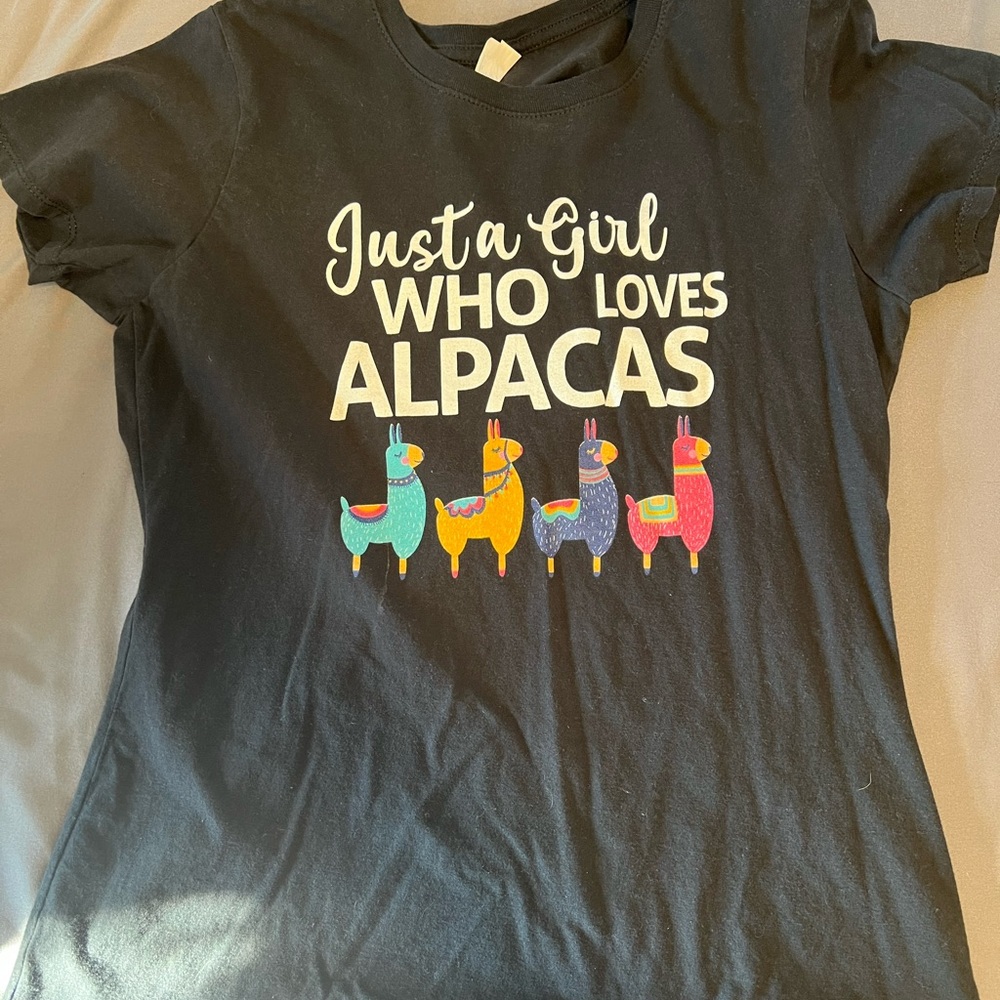 women shirt size M